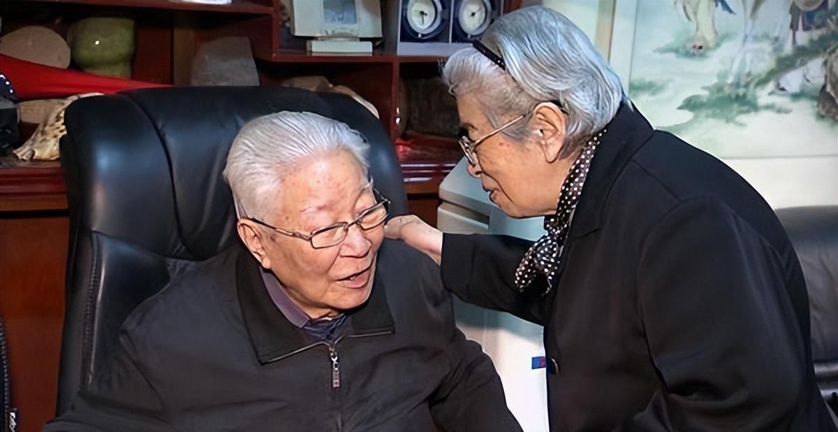 31省新增确诊15例(31省新增确诊103例)